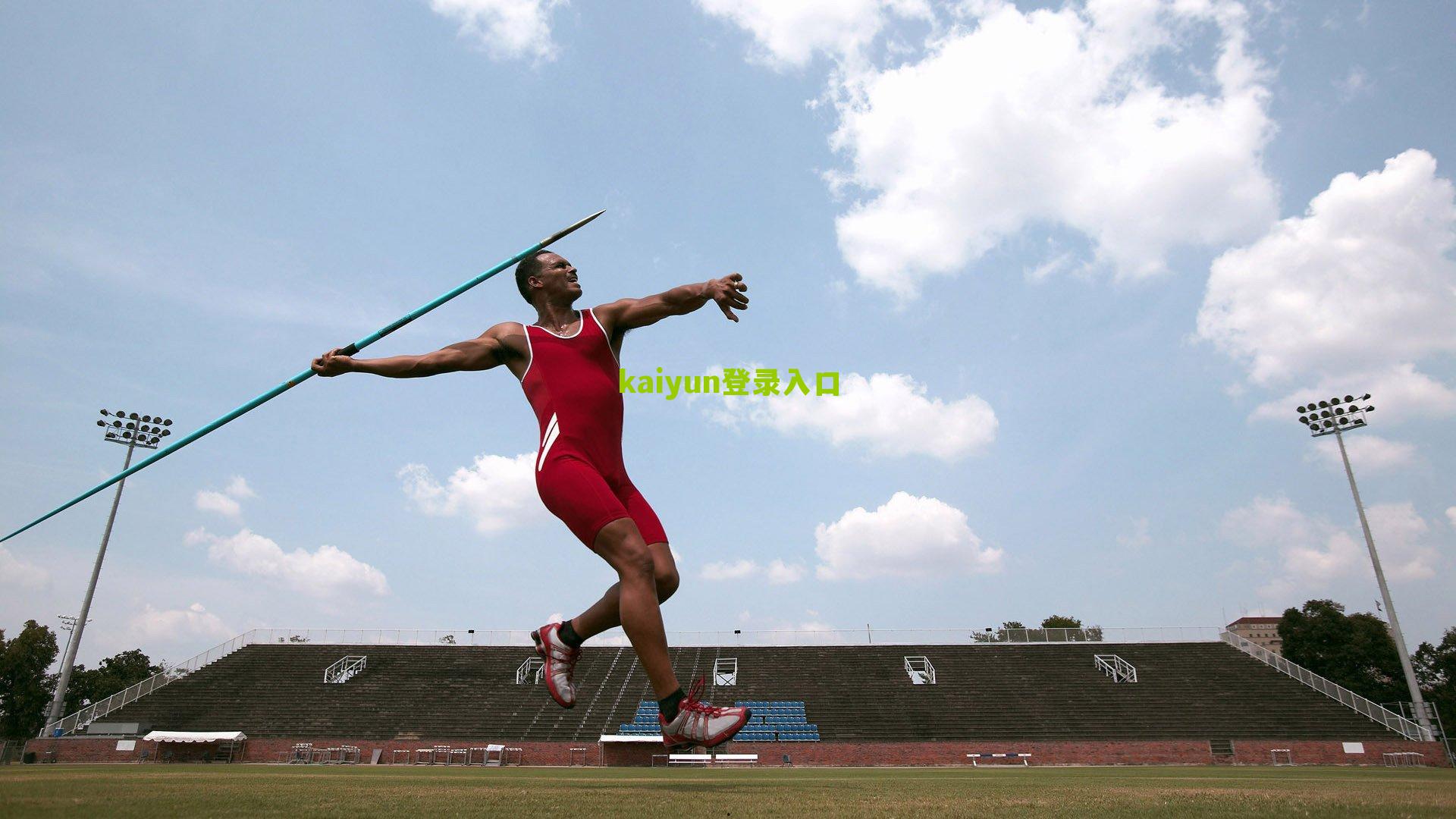 奥古米克半场12分独木难支 王牌球员陷孤军奋战困境